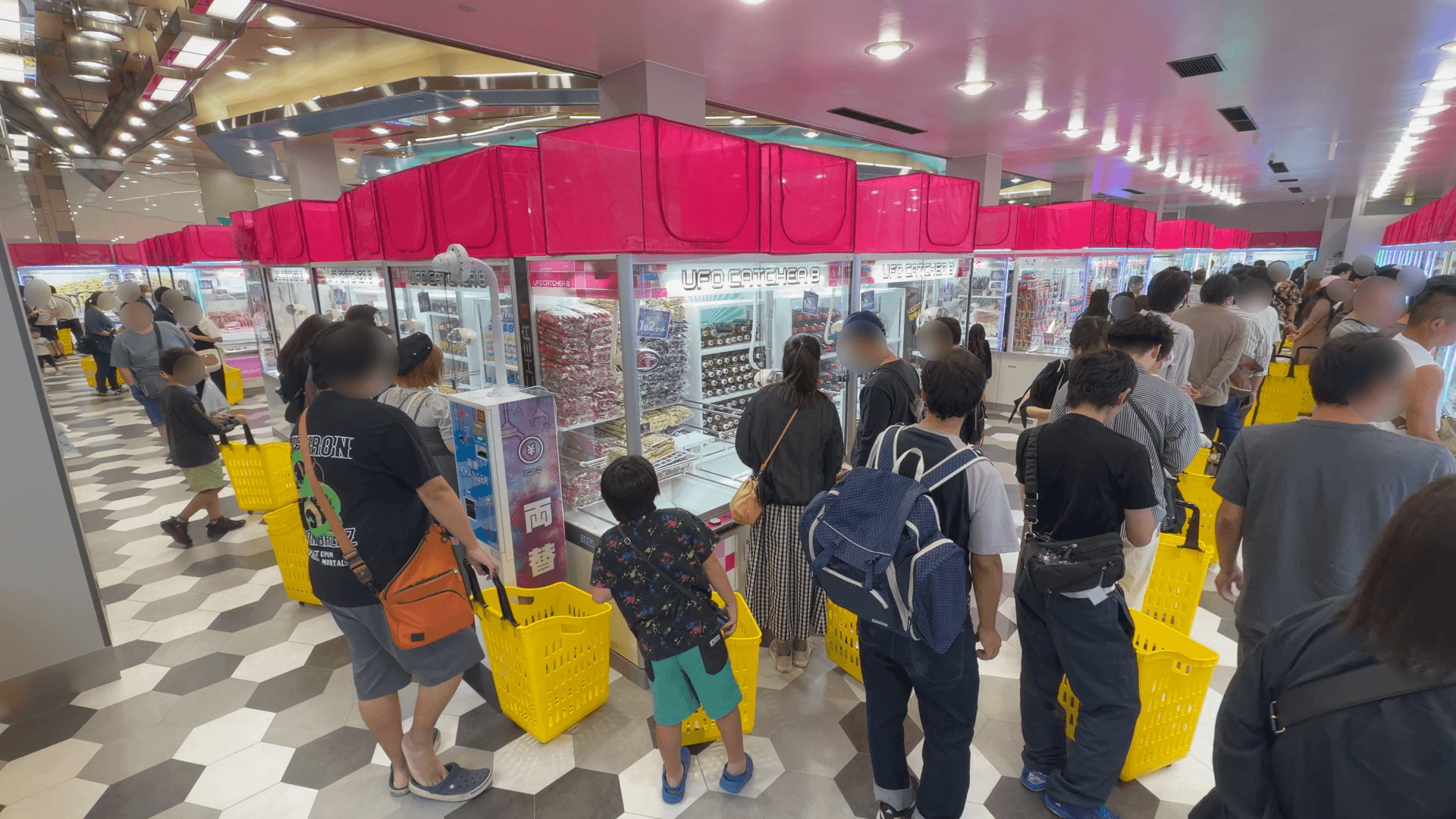 愛知西尾店オープンの様子
